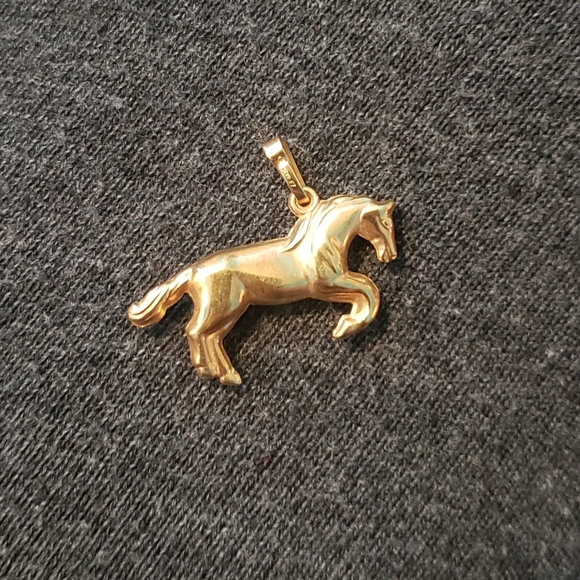 Jewelry - Gold Horse Charm
